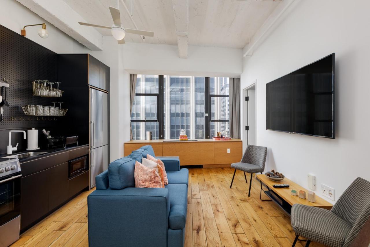 Placemakr Street Apartahotel 4*